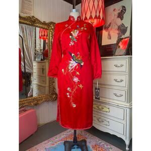 vintage red silk cheongsam dress embroidered birds mandarin collar Chinese med